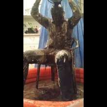 Messy Mark: Mark Pied and Gunged Dark Blue Jeans and Shirt