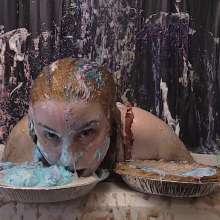 messy_kitteh: Pie Hard