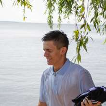 Wet Live Team: Ruslan Bathed in Wet Polo Enlightened a Strong Body