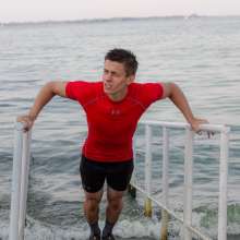 Wet Live Team: Ruslan Goes in for Sports and Gets Wet in UnderArmor Lycra