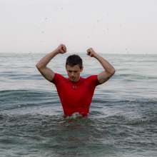 Wet Live Team: Ruslan Goes in for Sports and Gets Wet in UnderArmor Lycra