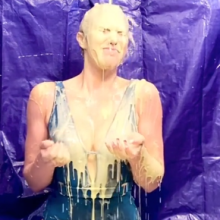 Slimed Models: Scarlett Bobbing For Apples (in Slime)