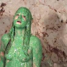 Anglefan: Holly's early morning sliming