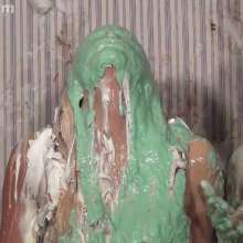 Anglefan: One of Amy's best pies to the face!