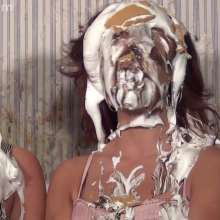 Anglefan: One of Amy's best pies to the face!