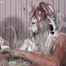 Anglefan: One of Amy's best pies to the face!