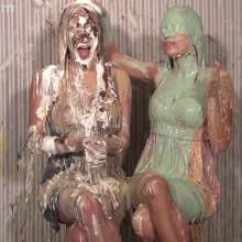 Anglefan: One of Amy's best pies to the face!