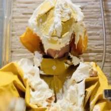 Pieparazzi: Messy In Yellow Rubber Rainwear And Wellies