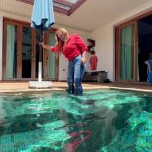 Wet_look_elena: Blue Jeans Stockings and Red Top in Pool No Bra