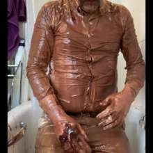 wamgame1: Danny Covers His White Shirt in Chocolate