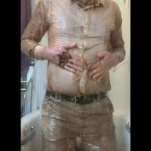 wamgame1: Danny Covers His White Shirt in Chocolate