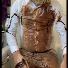 wamgame1: Danny Covers His White Shirt in Chocolate