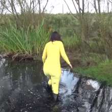 WSMProductions: Dee Is a Very Muddy Dancer