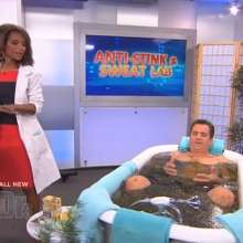 mad_mick_at: What a mainstream-teaser!  Muddy tub, nice Lady and no (messy) end