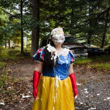 JD and Messy Andi: Trick or Treat?  Snow White Edition