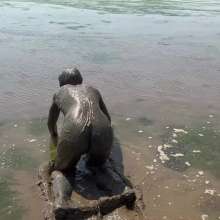 Wamgirlx: Estuary Mud Girl Playing in the Nude