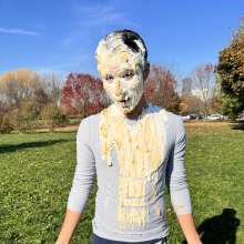 hooliham: Another lost bet = my first public pieing!