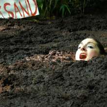 dlodoski: Dual Sinking About you in the Bog