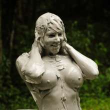 dlodoski: Summer's Mud Tub Glamour--Photos