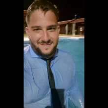 Polarwet: Pool Wedding