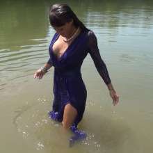 Jayce: Public Hippee Barefoot River Play!