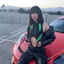 RSSRuinStreetStyle: Free 5min Wetlook Girl Video: Leather Girl Jumps in Pool