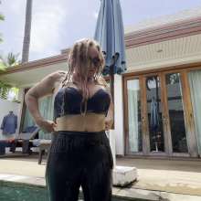 Wet_look_elena: Shiney Pants in the Pool