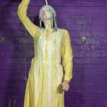 DungeonMasterOne: Shopgirl Pies with Maude