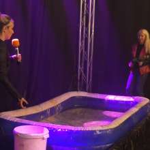LiquidX: Bag Bogging: Mollie Vs Suzie