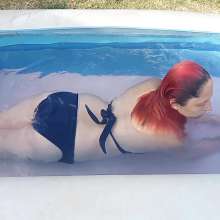 Thefetishgirl: Bikini Swimming Pool Hair Play