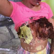 MissT: Danielle Maye--Splosh Vlogging