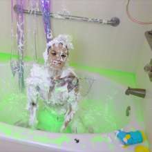 messyhot: Goth Girl (nb) Giddily Gets Great Green Gunging