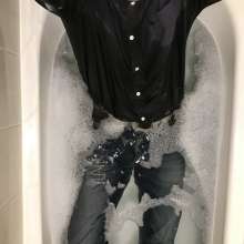 wetmart2240: Love talking a bath fully-clothed
