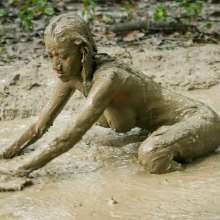 dlodoski: May and Her Mud Addiction--Photos