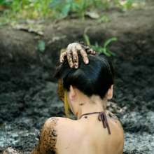 dlodoski: Sherly, Teasing in Peat--Photos