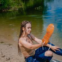 Wet Live Team: My Erect Wet Nipples Attract Your Attention Wetlook