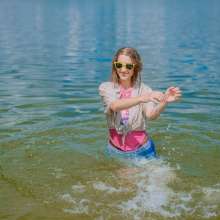 Wet Live Team: Natashka and Beach Wet Fun--wetlook Girl