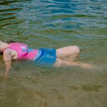Wet Live Team: Natashka and Beach Wet Fun--wetlook Girl