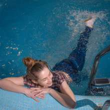 Wet Live Team: Natashka Gets Wetlook in the Indoor Pool, Casual Outfit