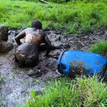 Lyndra Lynn: Swamp Mud Fuck