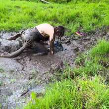 Lyndra Lynn: Swamp Mud Fuck