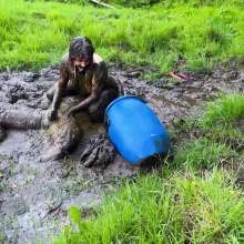 Lyndra Lynn: Swamp Mud Fuck