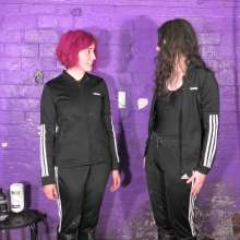 DungeonMasterOne: Tracksuit Hairwash with Maude and Violet Vixen!