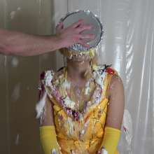 Beantwn: Princess Belle Gets Messy(first time)!