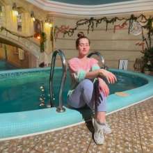 Wet Live Team: Wet Sweater in the Pool with Natashka