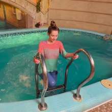 Wet Live Team: Wet Sweater in the Pool with Natashka