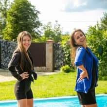 wet.look.me: Wetlook girls in dress gets wet in pool | Wetlook.biz
