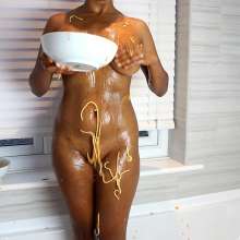KinkyCousins: Anay's First Time Sploshing with Beans and Spaghetti