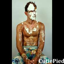 Cutiepied-production: Barth 1 : Idiot Is Humiliated with Sweet Food