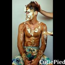 Cutiepied-production: Barth 1 : Idiot Is Humiliated with Sweet Food
